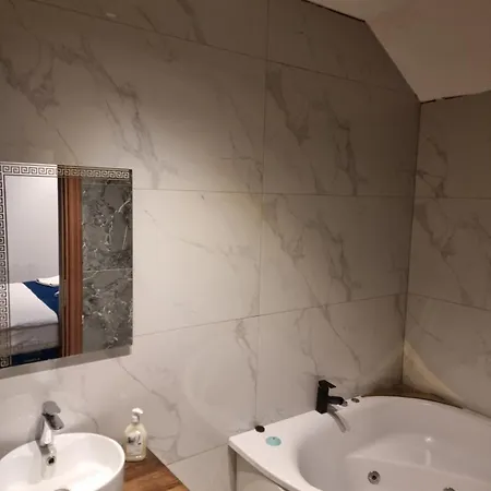 Coni Sobe Lejlighed *